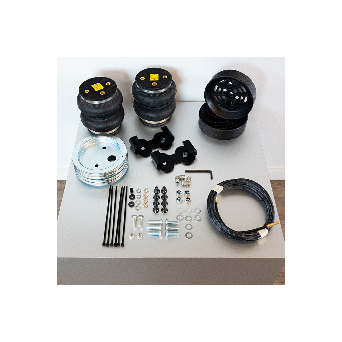 Polyair Bellows Airbag Kit - Ford Ranger PY, Volkswagen Amarok (1-2")