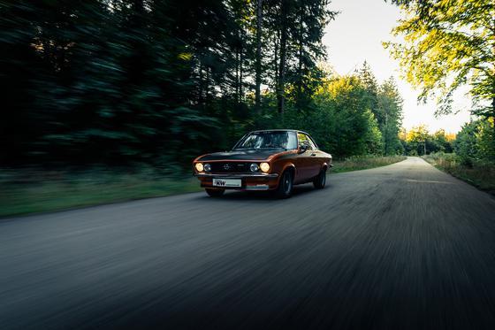 KW Coilover Kit V3 - Opel ASCONA A (81, 86, 87, 88), Opel MANTA A (58, 59)