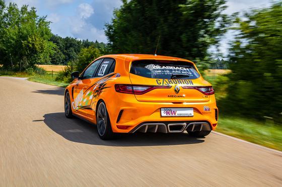 KW Coilover Kit V3 Clubsport w/ Top Mounts - Renault MEGANE IV Hatchback (RFB, B9A/M/N)