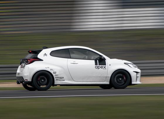 KW Coilover Kit V4 Clubsport w/ Top Mounts - Toyota YARIS (_P21, _PA1, _PH1)