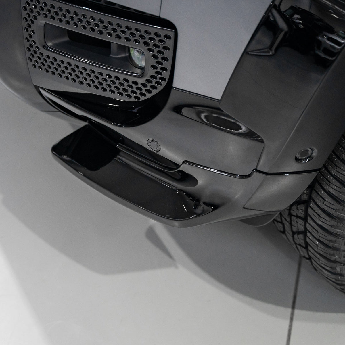 Urban Front Canards (Pair) - Land Rover Defender
