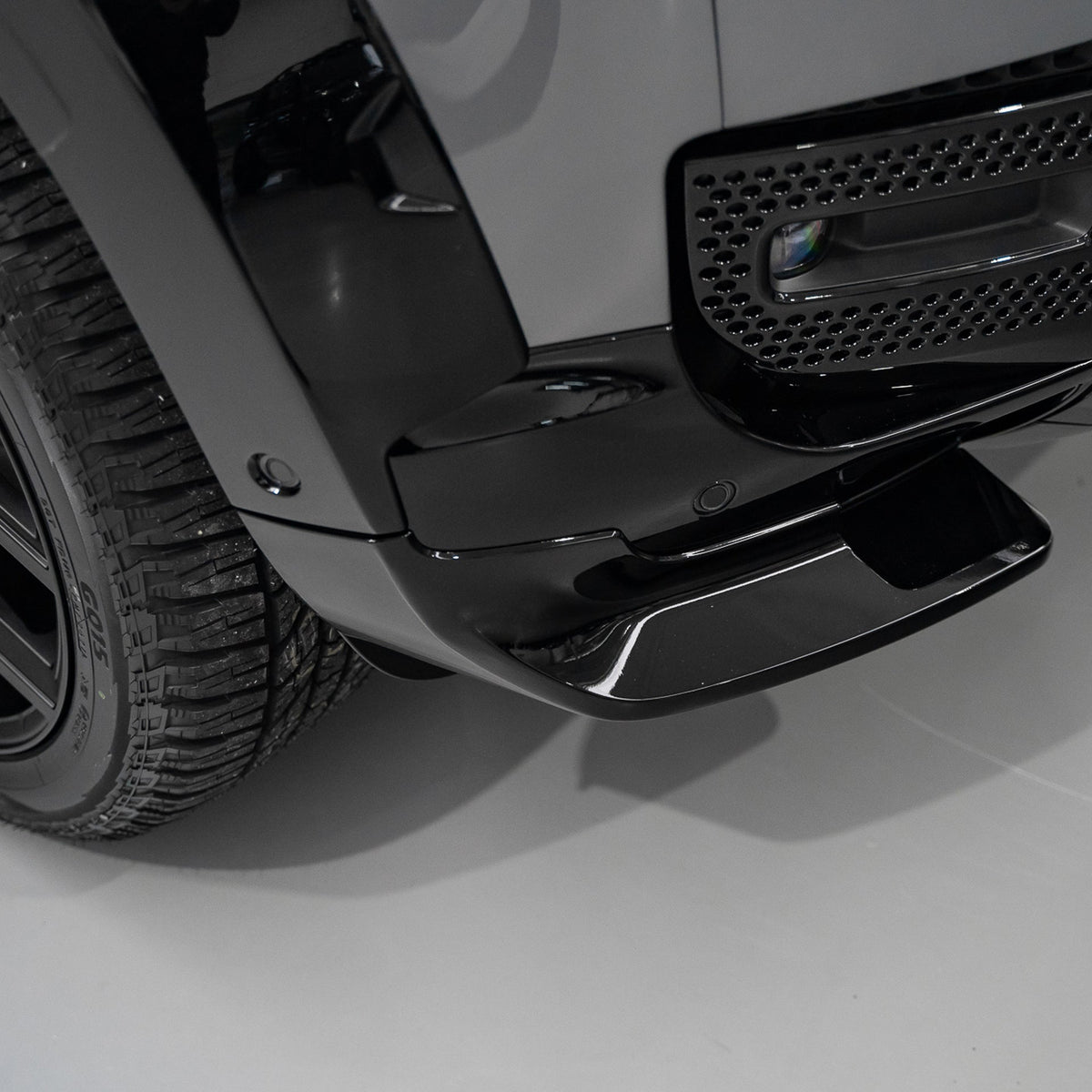 Urban Front Canards (Pair) - Land Rover Defender