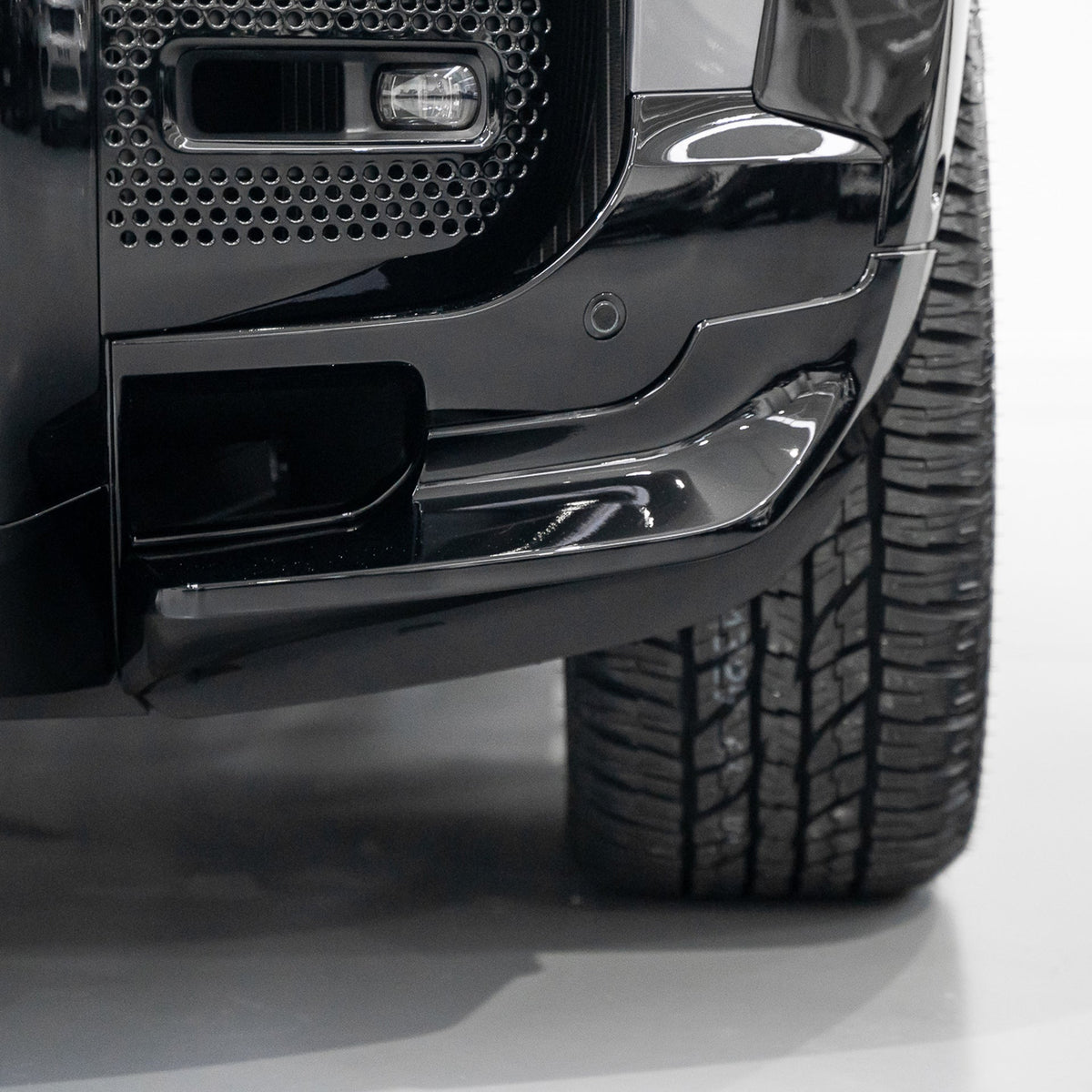 Urban Front Canards (Pair) - Land Rover Defender