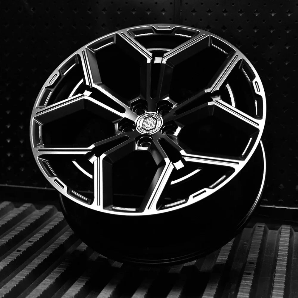 Urban WX2-R Forged Wheel 23" - Satin Black - Land Rover Defender